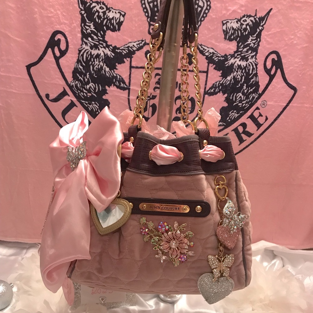 Rare 🦄pink puff bubble 🫧 velvet daydreamer 🦋💕